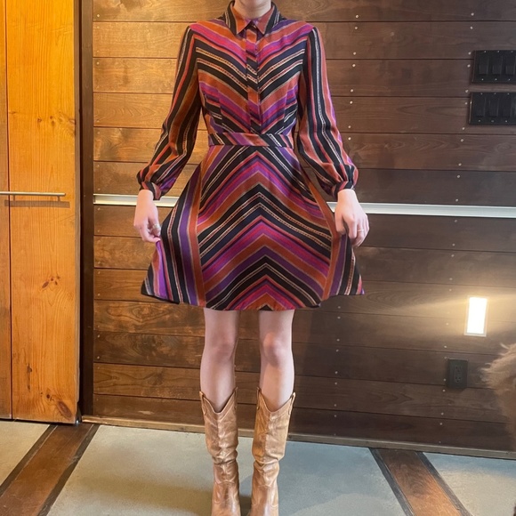 Wow! Diane Von Furstenberg ‘Chrissie’ wool & silk flare bottom retro style dress - Picture 8 of 15